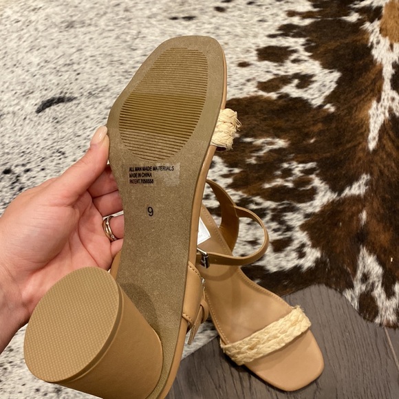 DV by Dolce Vita Frolic Heels in Caramel 9 - Picture 5 of 7